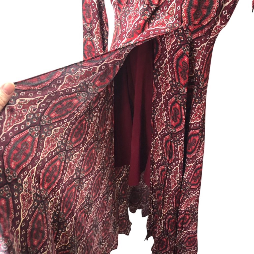 Alice + Olivia Clare Dress Long-Sleeve Turtleneck Sz 8 Midi Burgundy Geometric - Picture 10 of 13